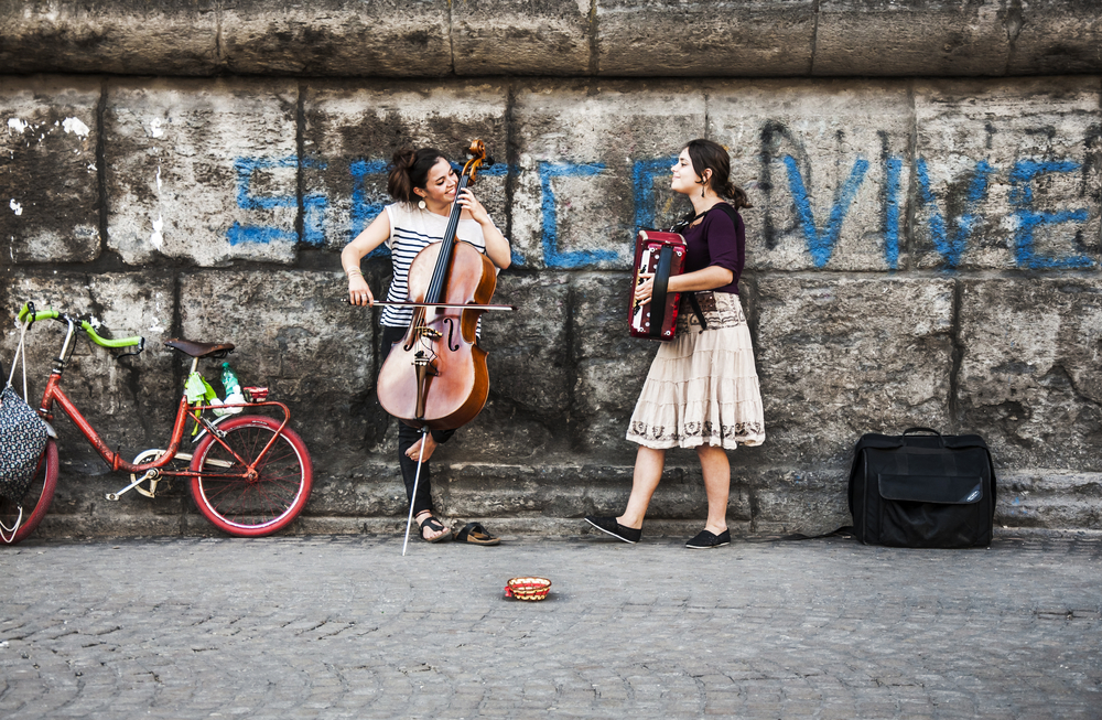 Naples Italy Street Performers